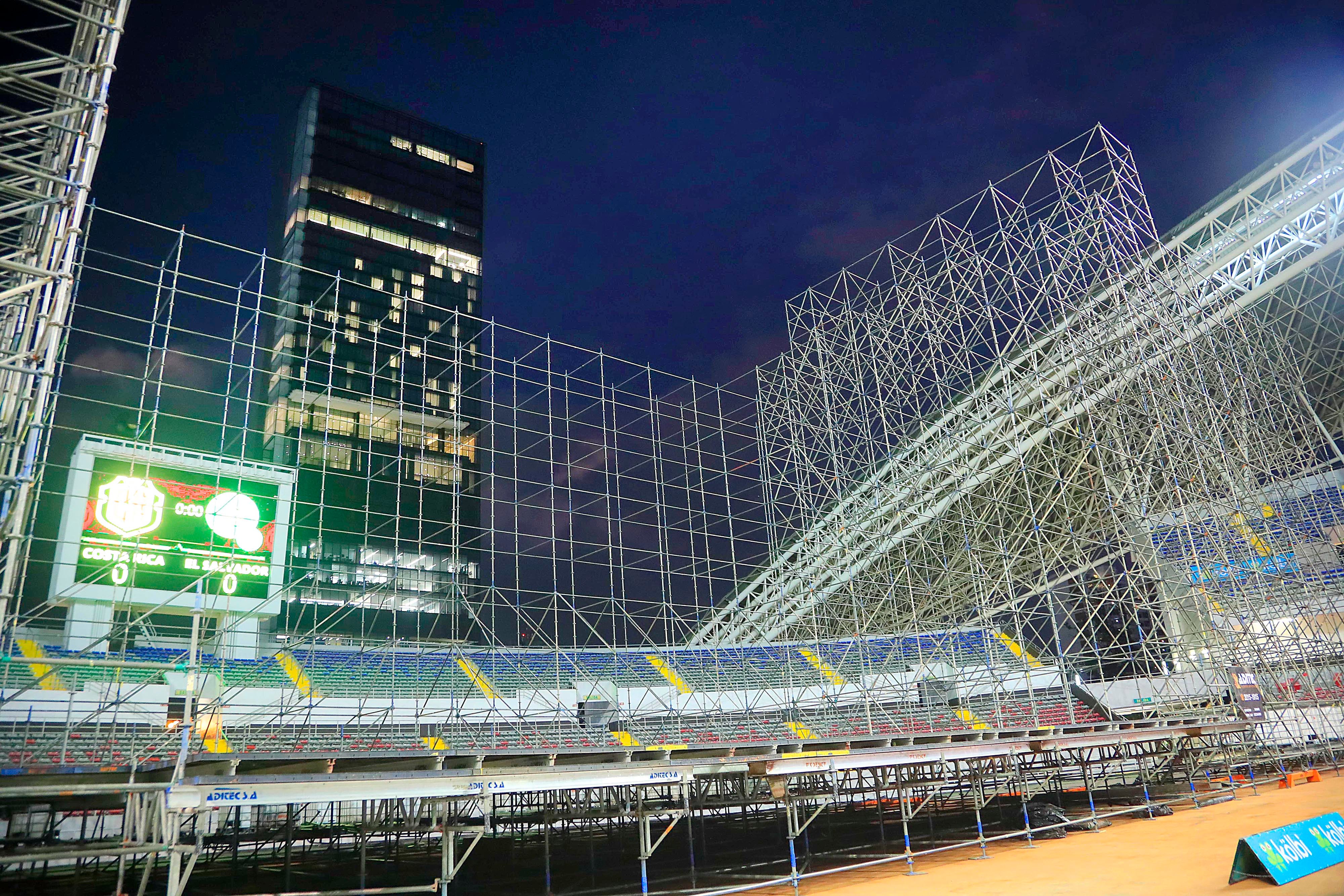 02/02/2024 Estadio Nacional, La Sabana. La Selección Nacional de Costa Rica recibió a su similar de El Salvaldor, en partido amistoso o de fogueo previo al importantísimo juego de La Sele, del próximo mes frente a Honduras, donde se jugará la clasificación a la Copa América. Foto: Rafael Pacheco Granados