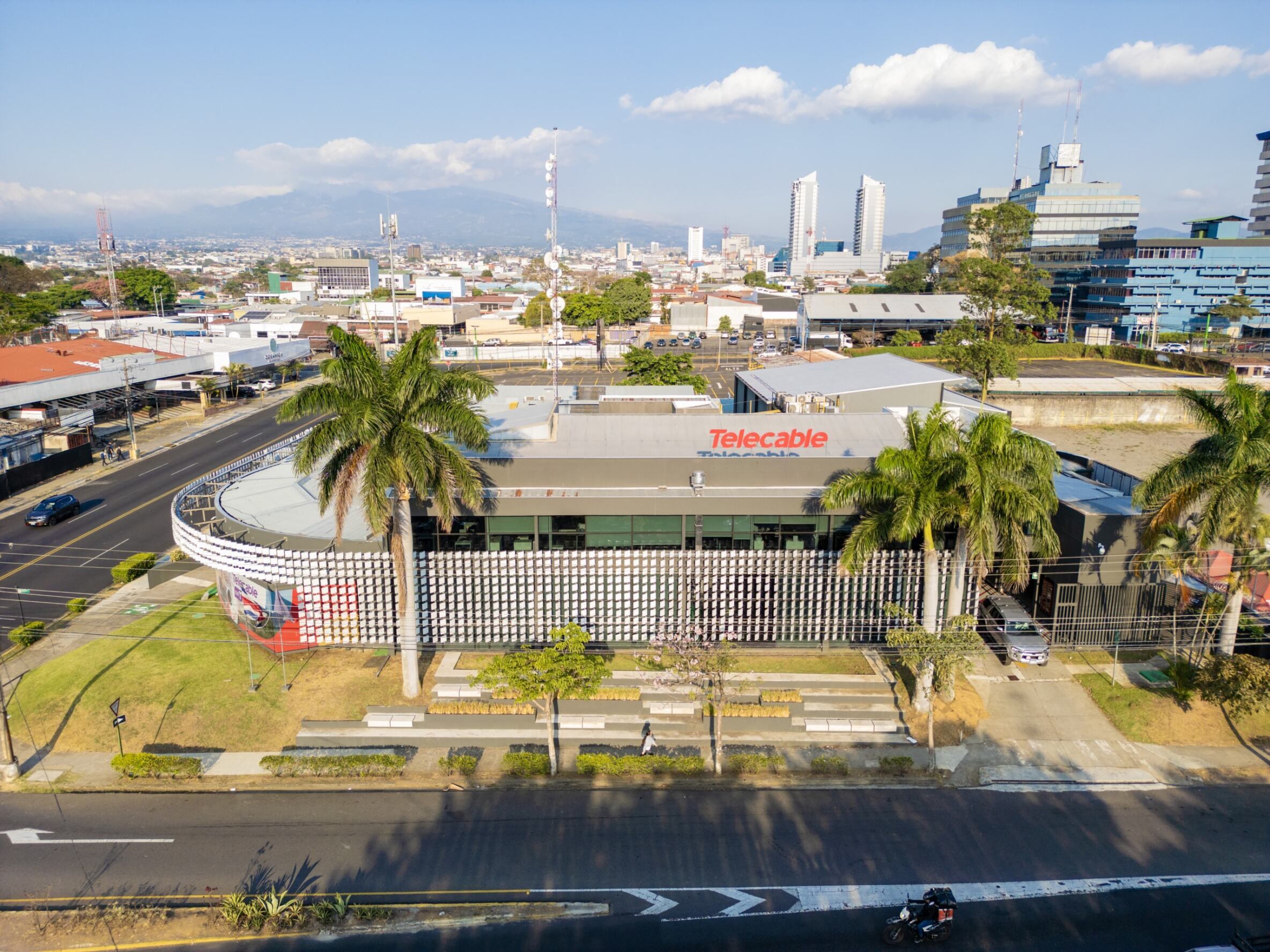 Telecable BV logo y fotos