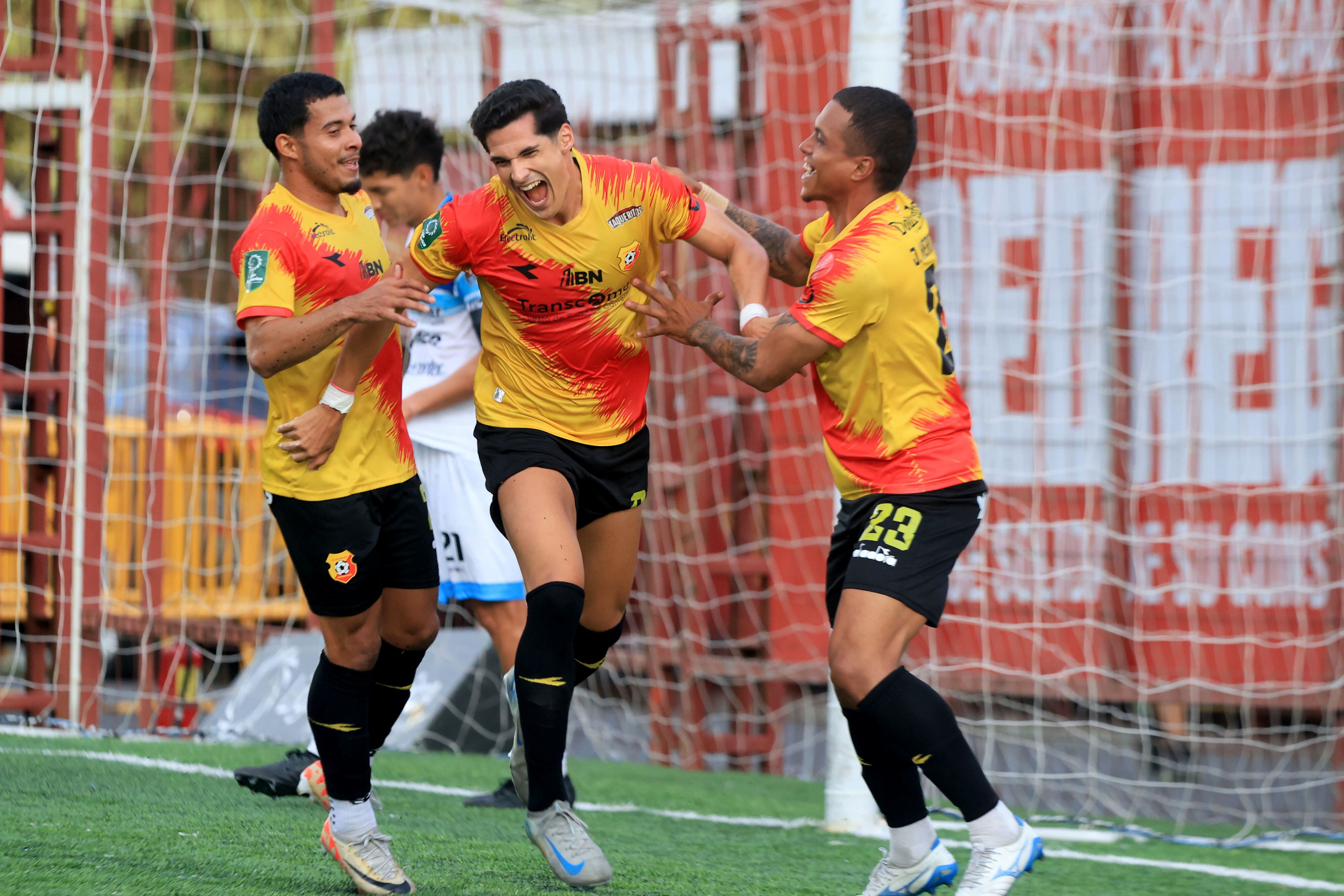 Herediano vs. Santa Ana