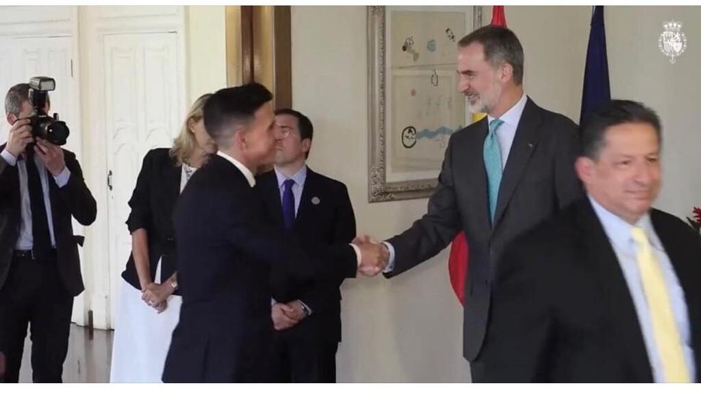 Ángel Catalina y Felipe VI de España