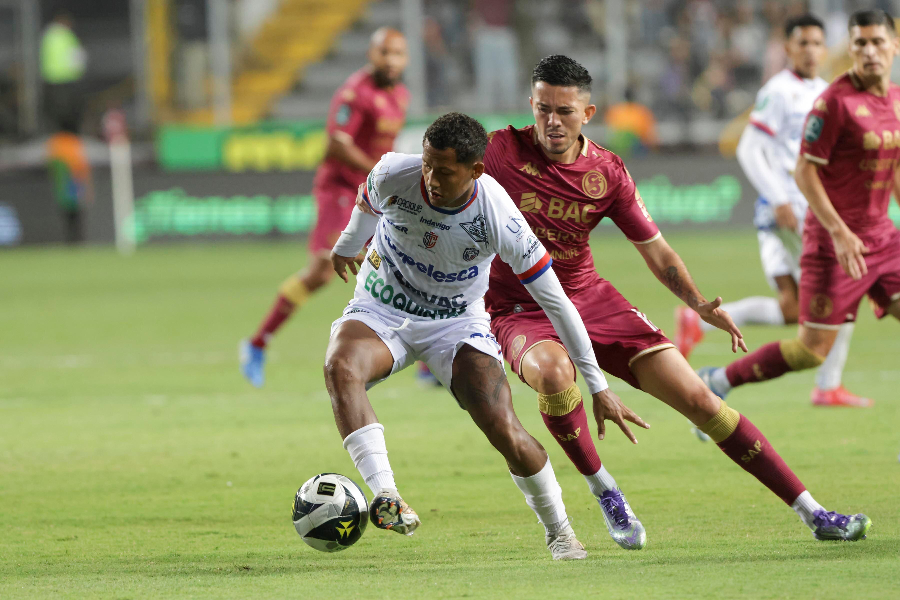 Saprissa vs San Carlos