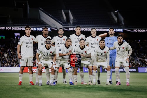 Concacaf premió a Washington Ortega tras el partidazo que se jugó en Los Ángeles