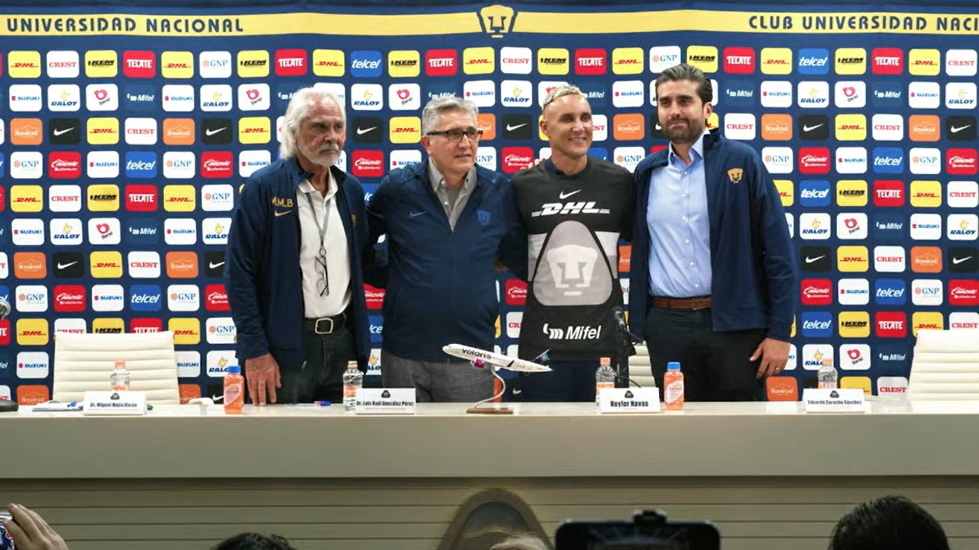 Keylor Navas fue presentado este jueves con Pumas de México