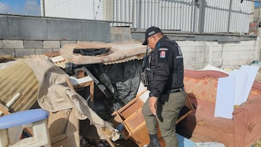 ¿Tiene vecinos cochinos que tiran basura? una municipalidad les declaró la guerra, así puede denunciarlos
