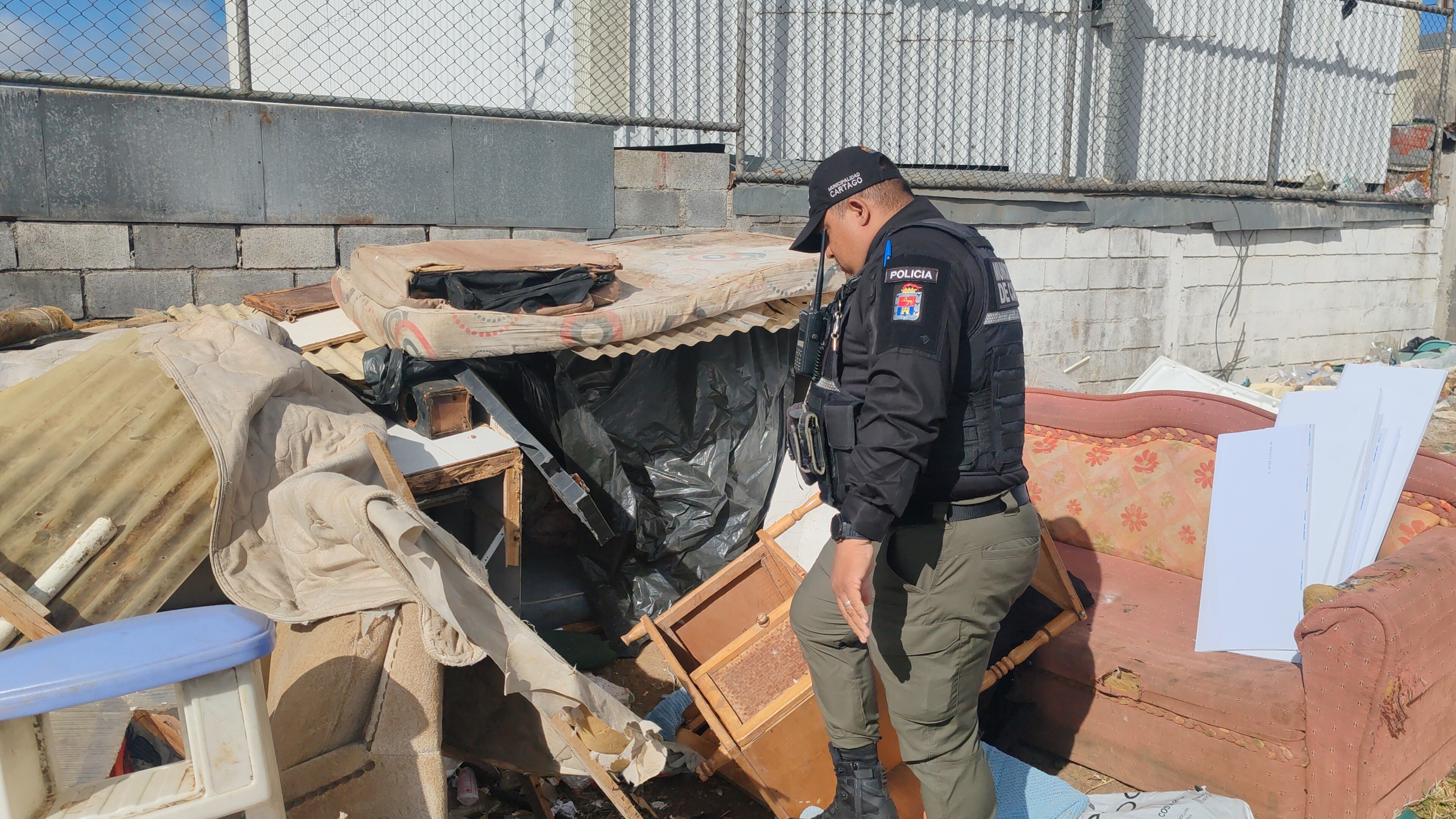 Botaderos clandestinos en Cartago
