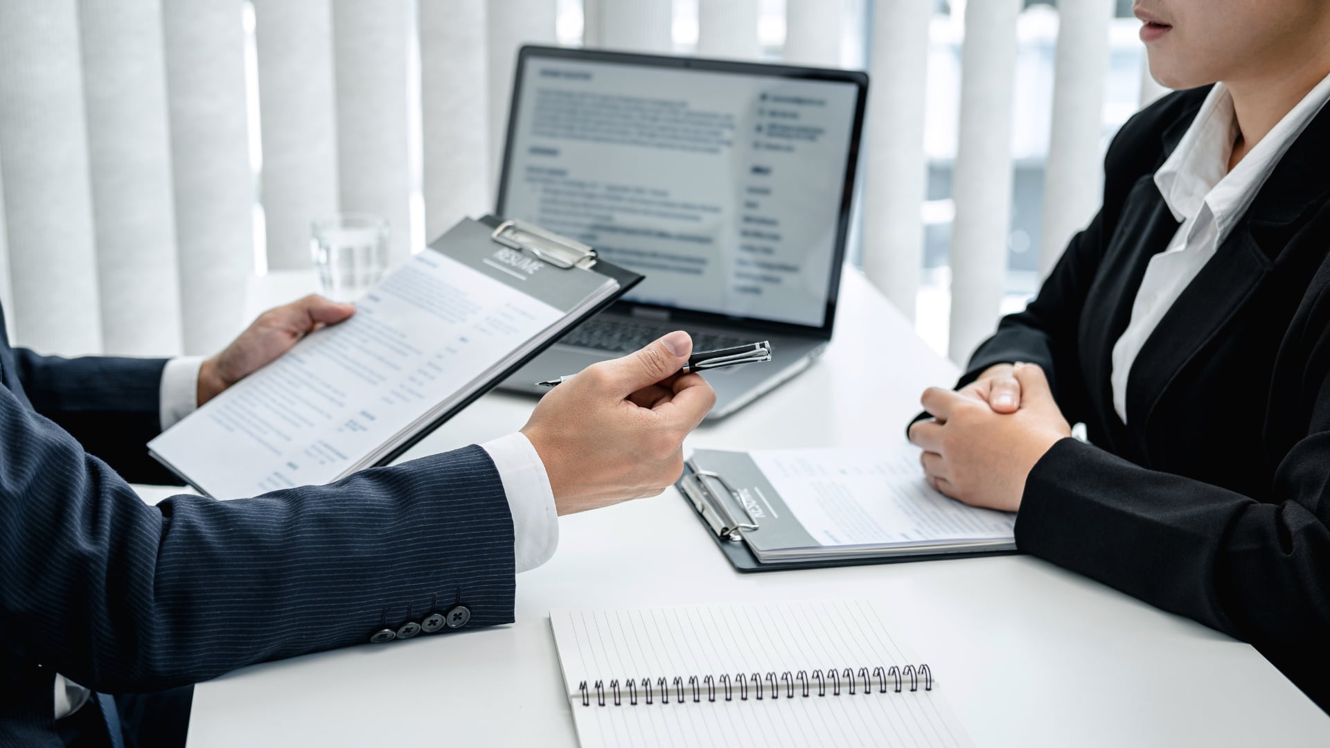 UH organizará feria de empleo con 1.000 puestos, pasantías y servicios gratuitos de orientación laboral y evaluación de inglés.