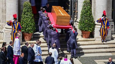 Durante el funeral del papa Francisco Donald Trump se reunió con Volodomir Zelenski