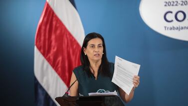 Presidenta de la Caja, Marta Esquivel, hace gran promesa para el hospital de Limón