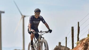 Álvaro Saborío firmó un contrato e ilusionó a más de un aficionado