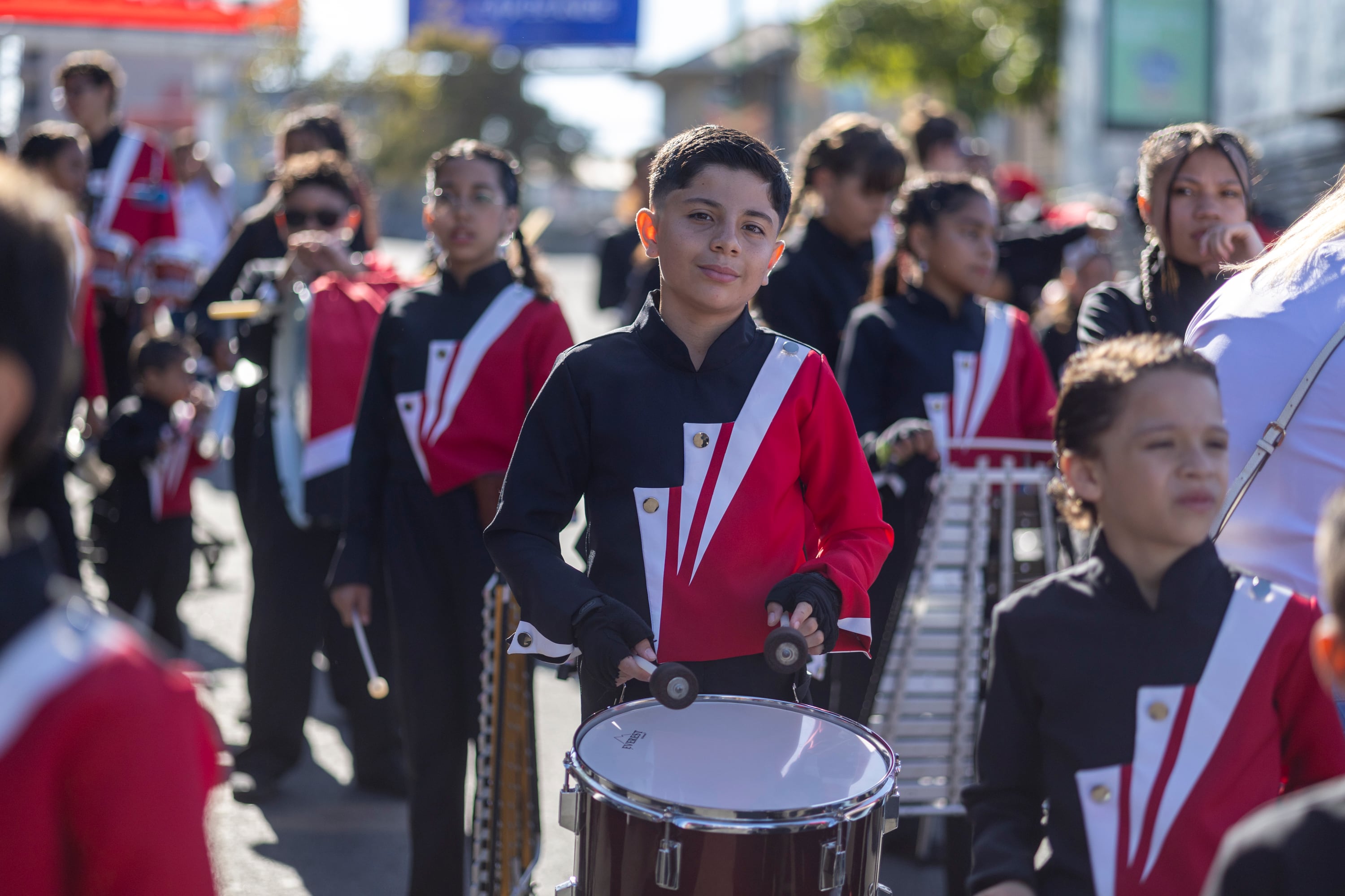 15/09/2024, San José, Paruqe Nacional y Avenida Segunda, celebración del acto cívico de los 203 años de independencia y el desfile de las bandas de las escuelas y colegios de San José, en el acto cívico estuvo el presidente de la república Rodrigo Chaves junto a la primera dama Signe Zeikate, y el alcalde de San José, Luis Diego Miranda, tambien ministros y diputados junto a varios diplomaticos.
