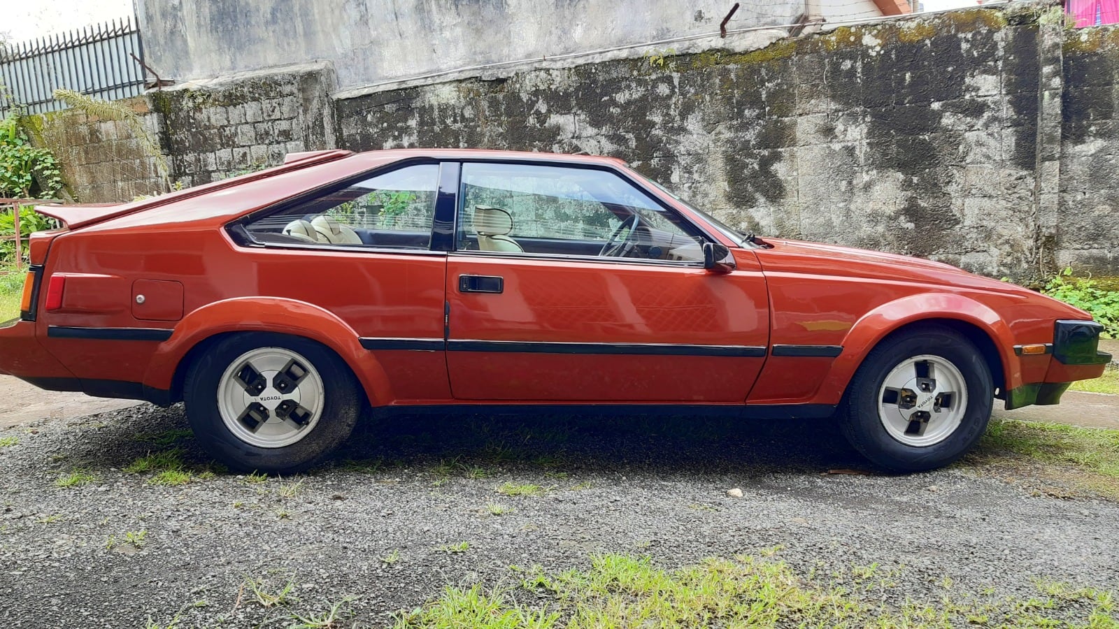 Chuzo, Toyoa Celica Supra 1982, Esteban Izaguirre