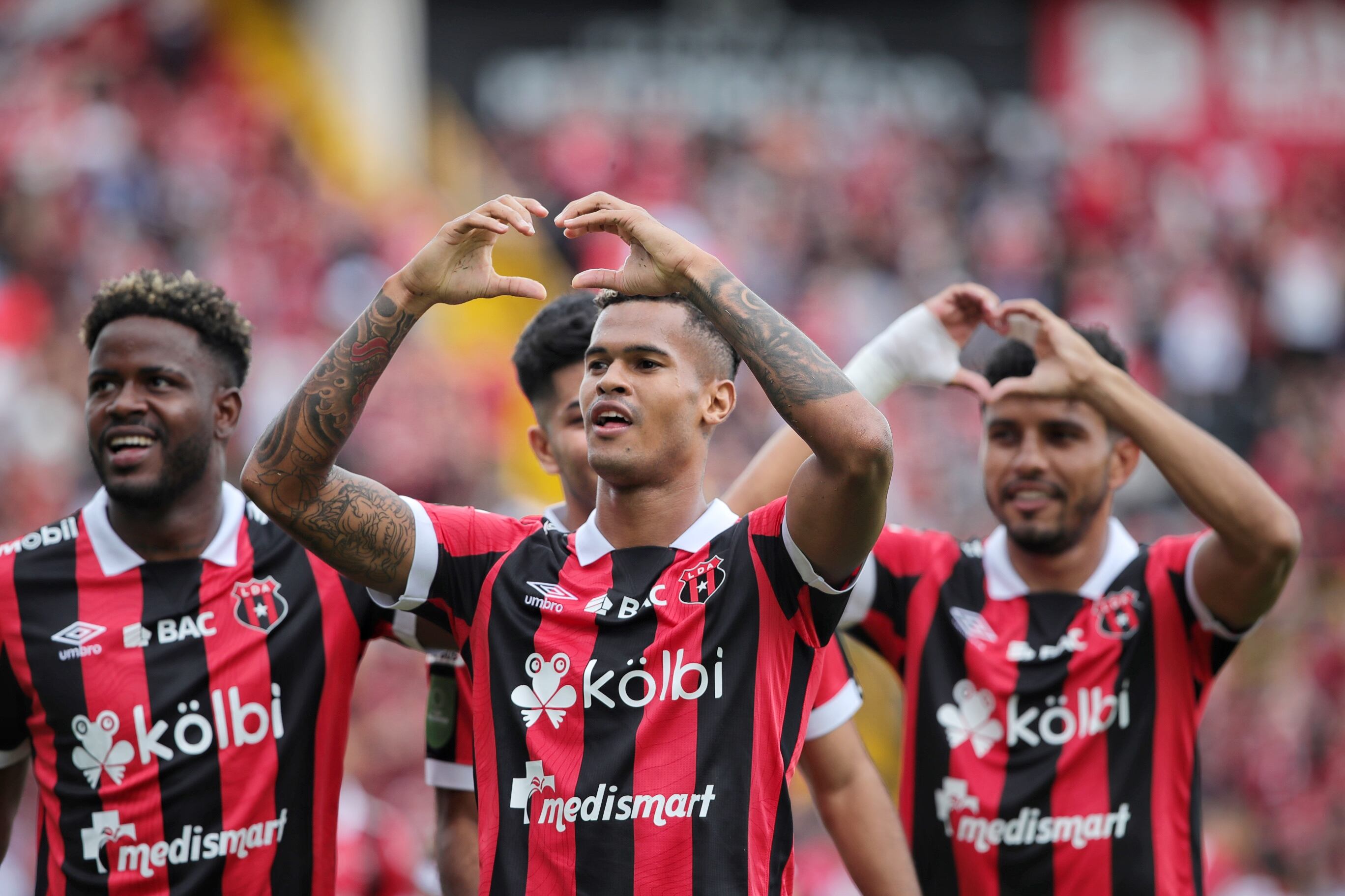 15/10/2023/ Juego entre Liga Deportiva Alajuelense vs AD Guanacasteca por el torneo de Copa en el estadio Alejandro Morera Soto / foto John Durán