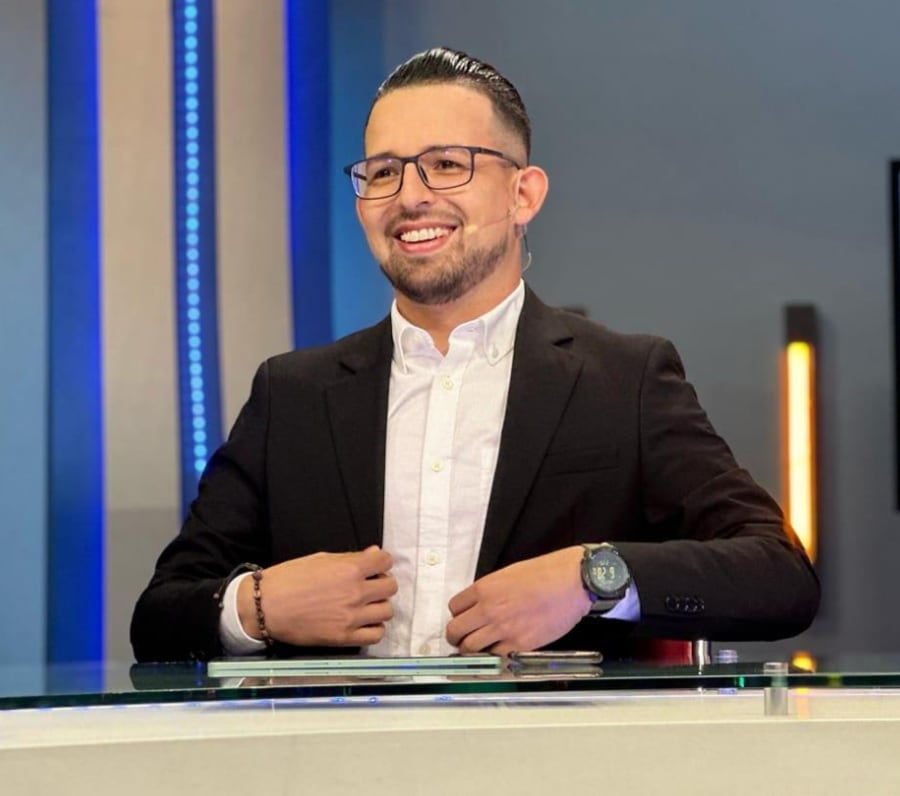Carlos Chinchilla, periodista de Deportes Repretel