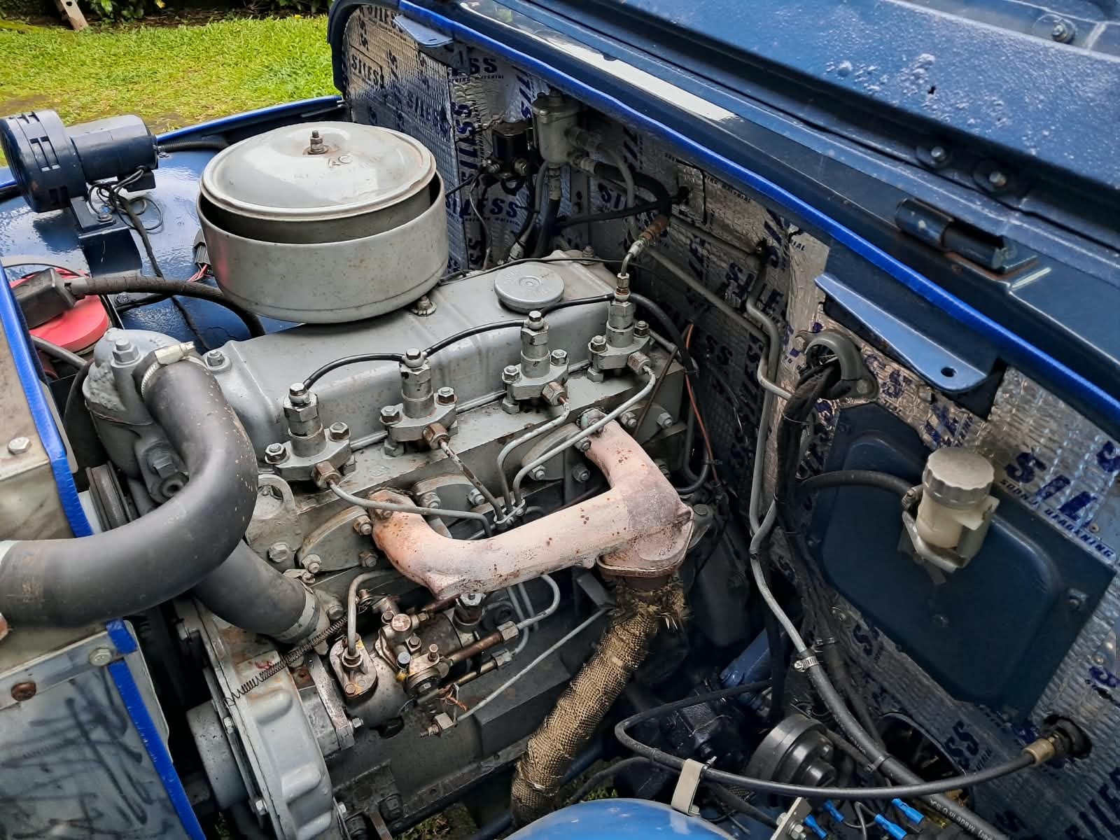 Jeep Willys del año 68.