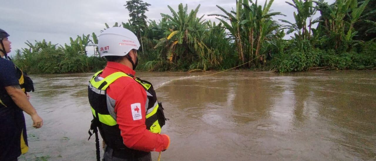 Rescate de 11 personas en río Chirripó