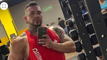 Muere fisicoculturista Juan Sebastián Anzola a los 22 años tras desplomarse en gimnasio