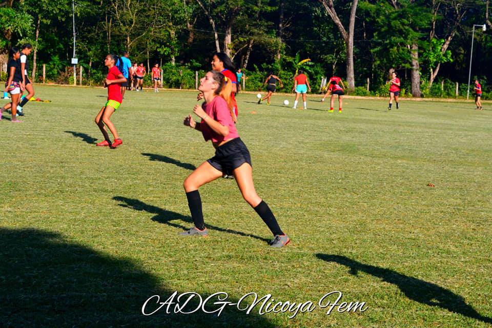 Jugadoras del equipo ADG Nicoya. Cortesía.