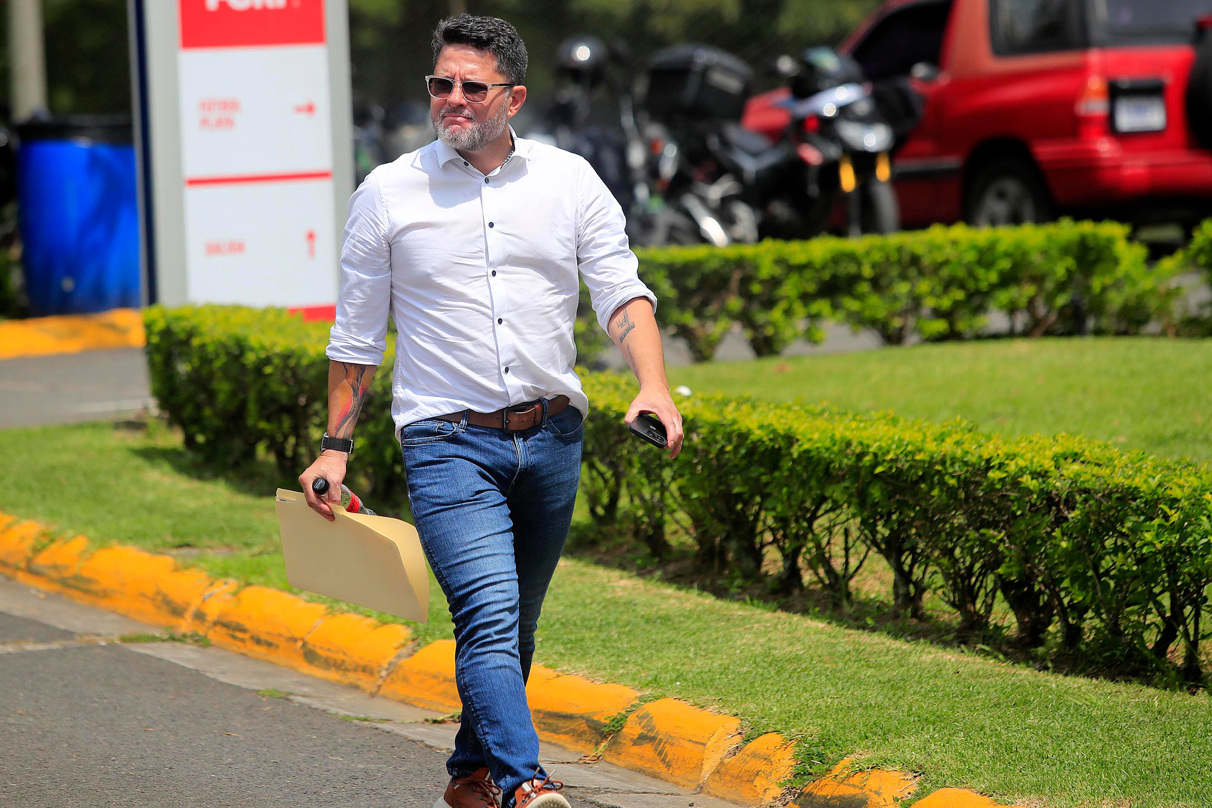 25/08/2023 Proyecto Gol. Reunión del nuevo Comité Ejecutivo de la Federación Costarrice25/08/2023 Proyecto Gol. Reunión del nuevo Comité Ejecutivo de la Federación Costarricense de Fútbol, encabezado por Osael Maroto, y la despedida de Rodolfo Villalobos, ahora expresidente de la la Fedefut.nse de Fútbol, encabezado por Osael Maroto, y la despedida de Rodolfo Villalobos, ahora expresidente de la la Fedefut.