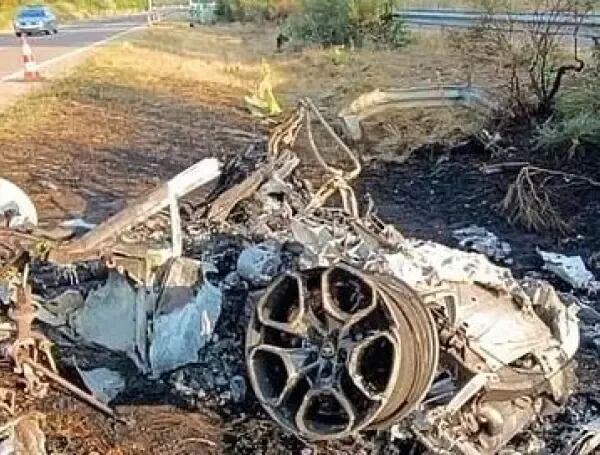 Jota murió en un tramo de la A-52 con antecedentes de accidentes. Investigadores apuntan a un posible reventón de neumático.