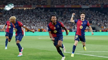 Barcelona derrota al Real Madrid y se deja la Copa del Rey en un partido legendario