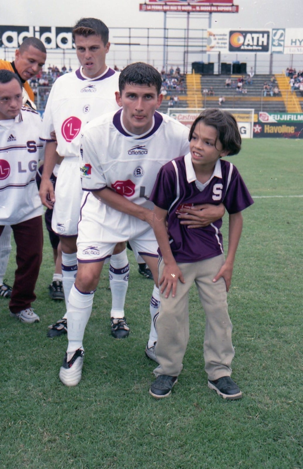 Juan Bautista Esquivel, la Cueva de los Morados, Saprissa