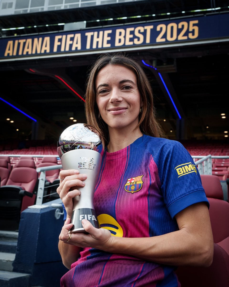 Aitana Bonmatí ganó el premio The Best a la mejor futbolista del planeta por tercer año consecutivo.