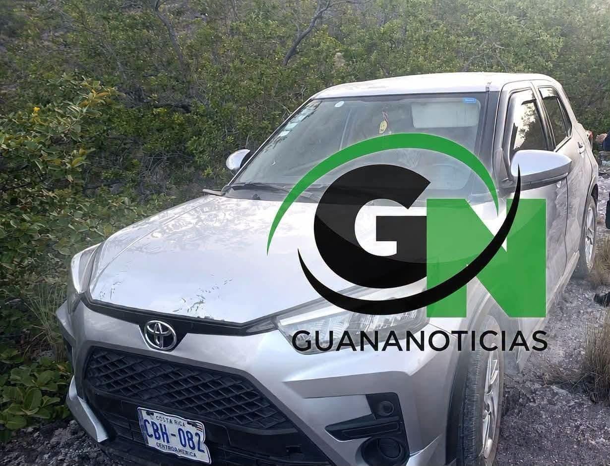 El vehículo que pertenecía a Wilfredo Pizarro fue localizado por la Policía días después del crimen en una carretera que comunica San Rafael con Santa María de Liberia.