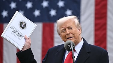 Donald Trump comenzó “guerra comercial” con el mundo y Costa Rica fue uno de los heridos