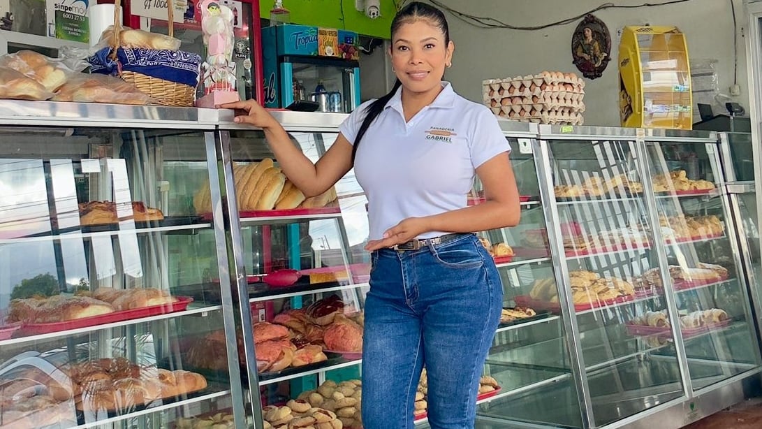 Fátima Moreno Zamora llegó desde León con un sueño, empezó con ₡200 mil y hoy su Panadería Gabriel es ejemplo de esfuerzo, fe y trabajo en Costa Rica