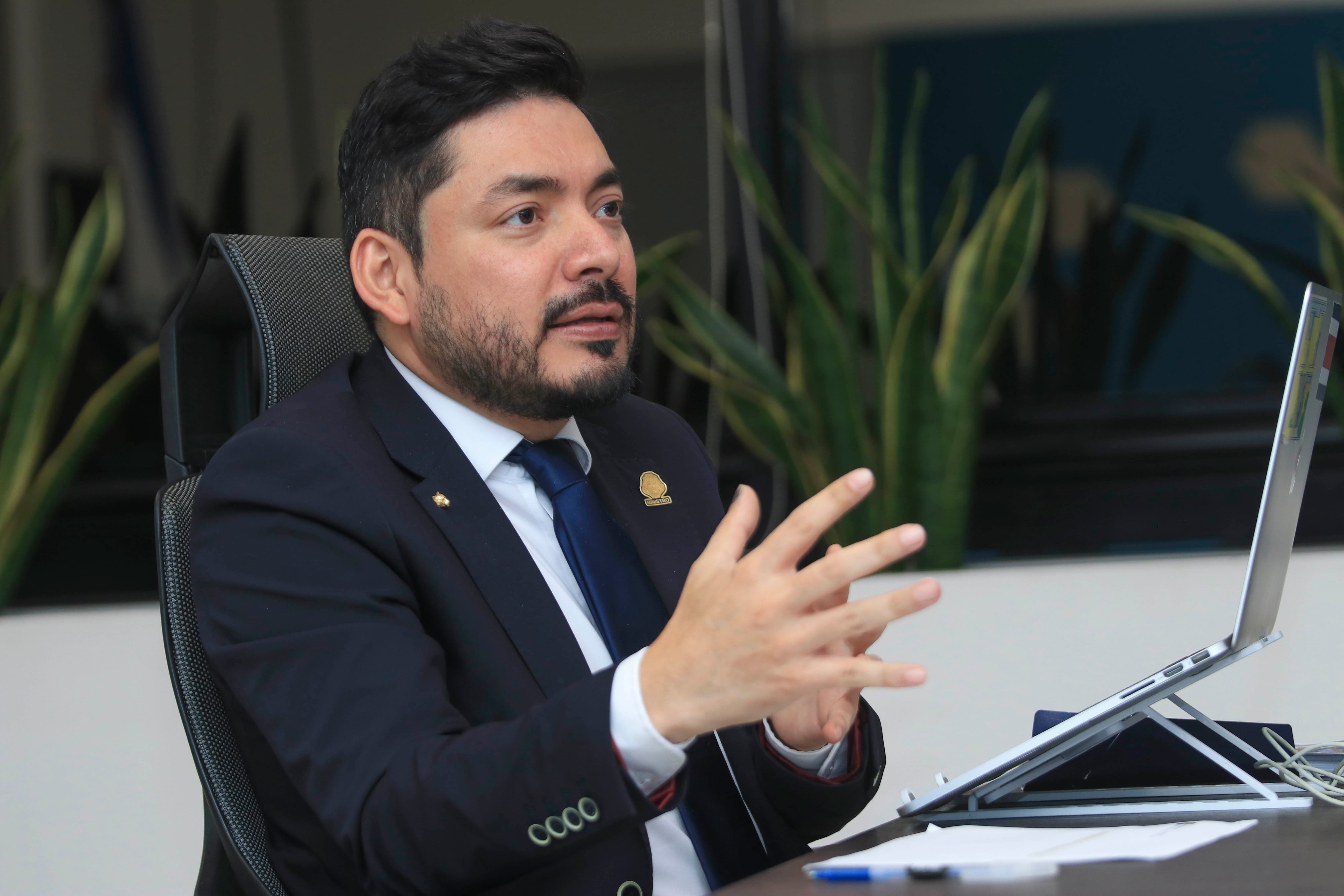 11-junio-2025
Torre Mercedes, Paseo Colon
Retratos al Ministro Leonardo Sánchez Hernández del Ministerio de Educación Pública (MEP)
Foto: Jonathan Jiménez Flores