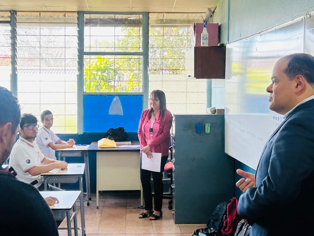 El 24 de marzo del 2025, 60.397 estudiantes de último año de colegios académicos y técnicos del país comenzaron la Prueba Nacional Estandarizada Diagnóstica. En Liceo de Moravia el MEP hizo un acto simbólico de inicio de los exámenes.