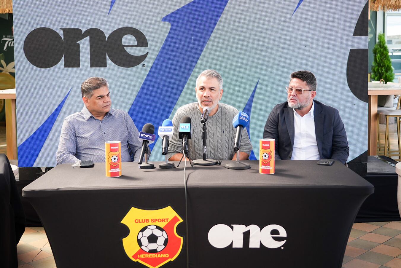 29/01/2024. Conferencia de prensa con el Club Sport Herediano. Caffe Negroni, Escazú. Fotografía: Lilly Arce