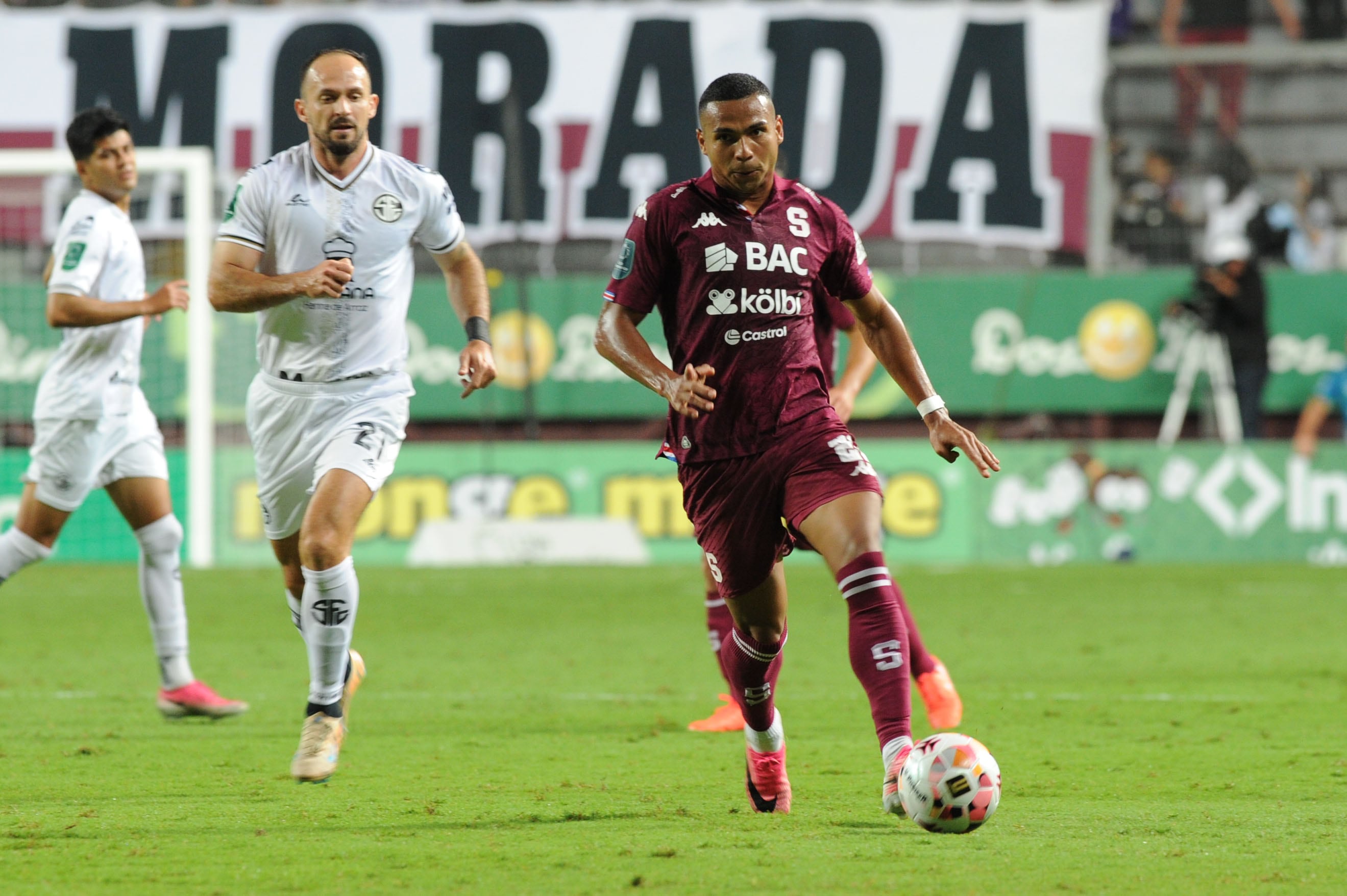 15/10/2026 Tibas Estadio Ricardo Saprissa, jornada 11 del Torneo de Apertura de la Primera División entre el Deportivo Saprissa vs Sporting FC. Fotografía: Marvin Caravaca.