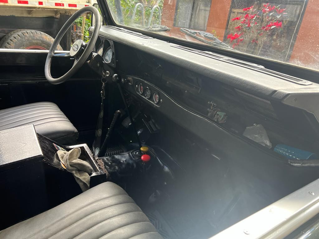 Chuzo de la semana, Land Rover, serie 3, 1980, Cristian Mora