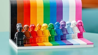 Policía realiza redadas en bares gais