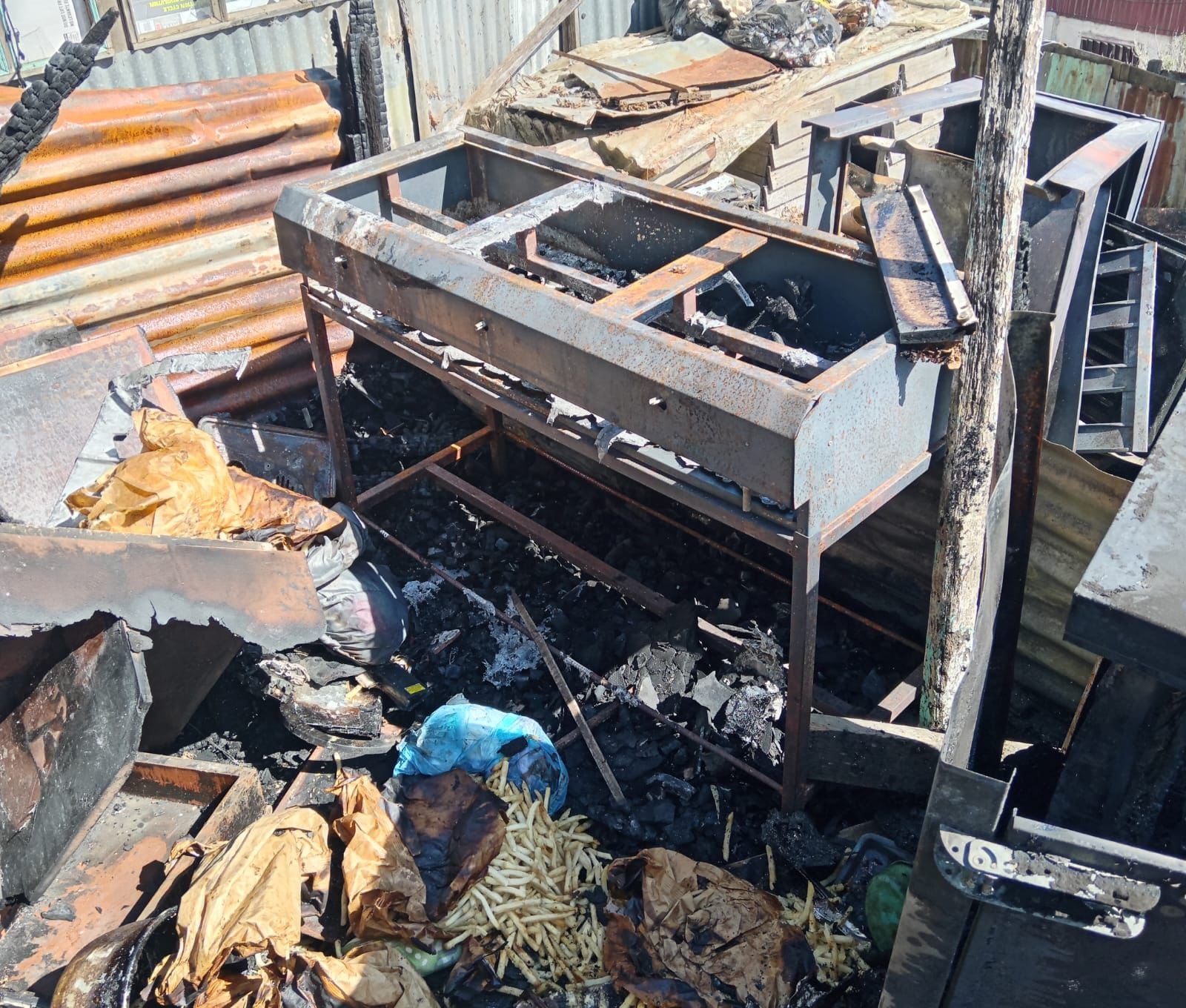 Kevin Quirós fallecido incendio Cot de Oreamuno