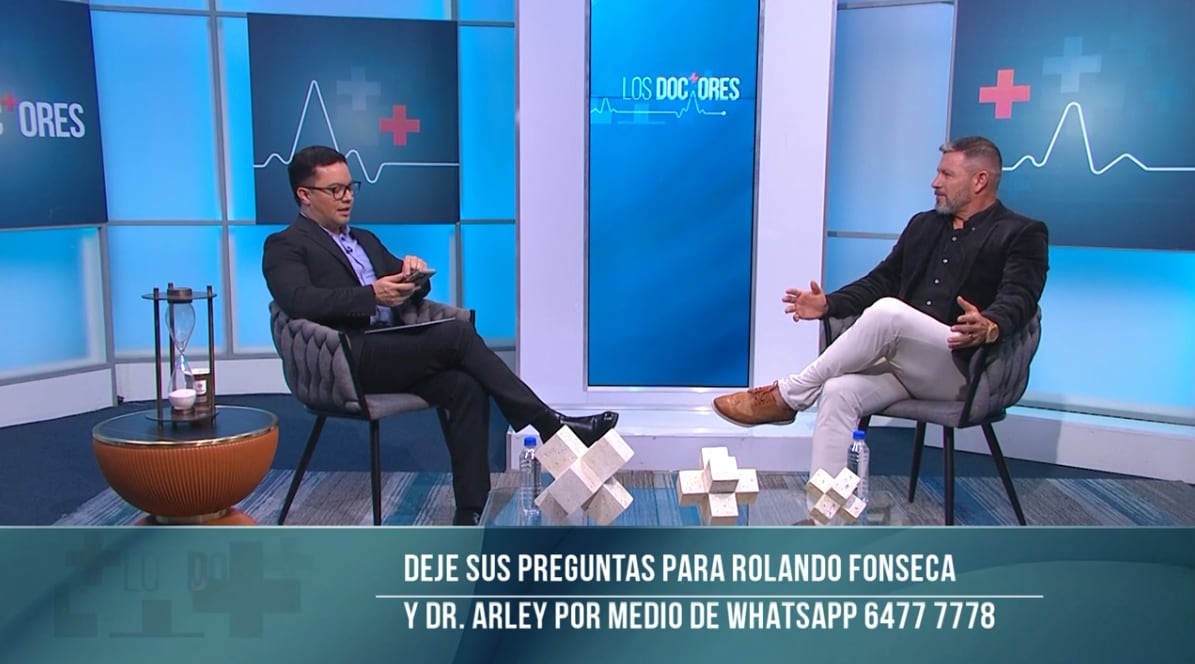 Rolando Fonseca estuvo como invitado en 'Los Doctores' junto al periodista Pablo Campos.