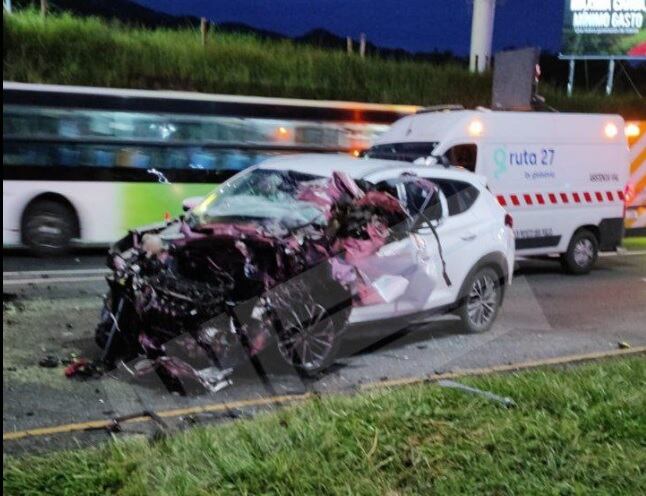 El accidente ocurrió la madrugada de este viernes. Foto ANI.