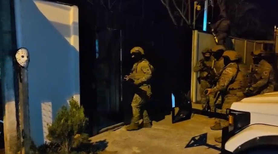 PCD ejecuta 23 allanamientos en Puntarenas contra red que pertenecía a alias Mufasa, asesinado en agosto de 2025 en Santa Ana.