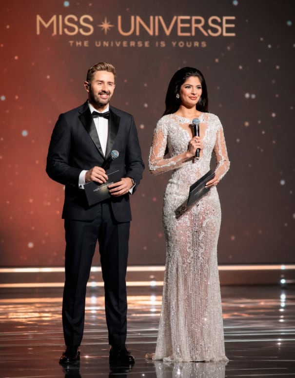 Omar Cascante y Sheynnis Palacios presentando el Miss Universe Costa Rica 2026