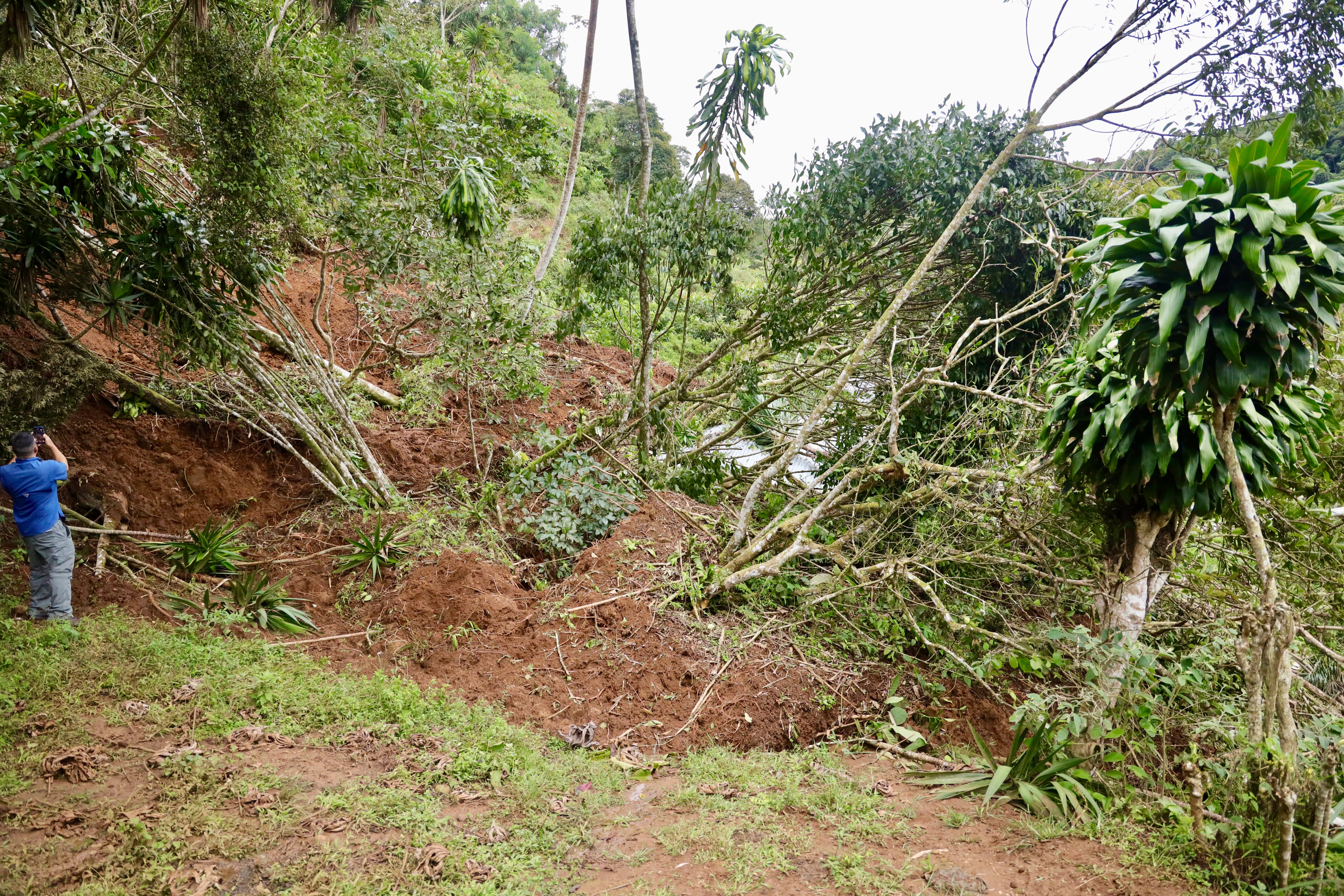 Muertos en Terraplén San Ramón
