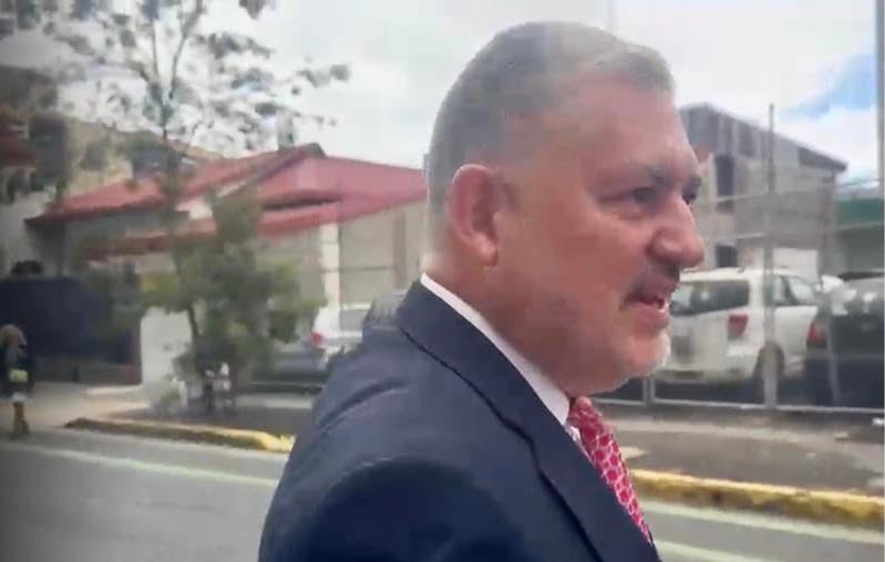 Diputado oficialista, José Miguel Villalobos, se asentó de la presentación del segundo paquete de proyectos de ley de seguridad en la Asamblea Legislativa.