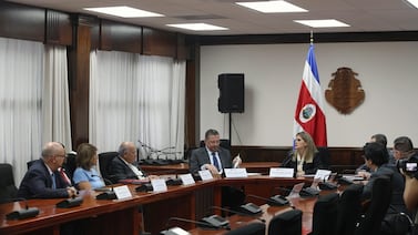 Inesperado invitado estuvo presente en reunión de Laura Fernández y Poder Judicial