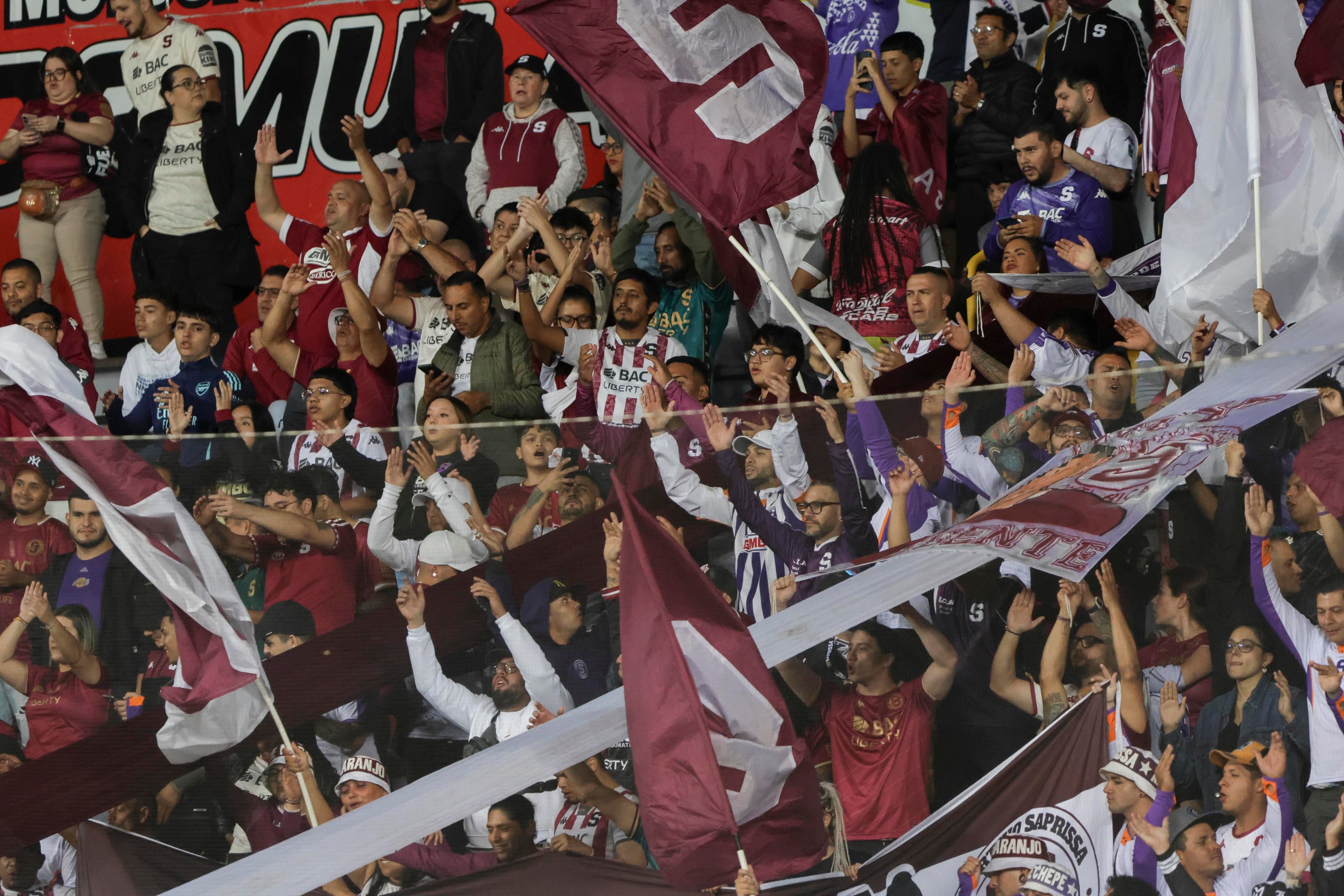Saprissa vs San Carlos