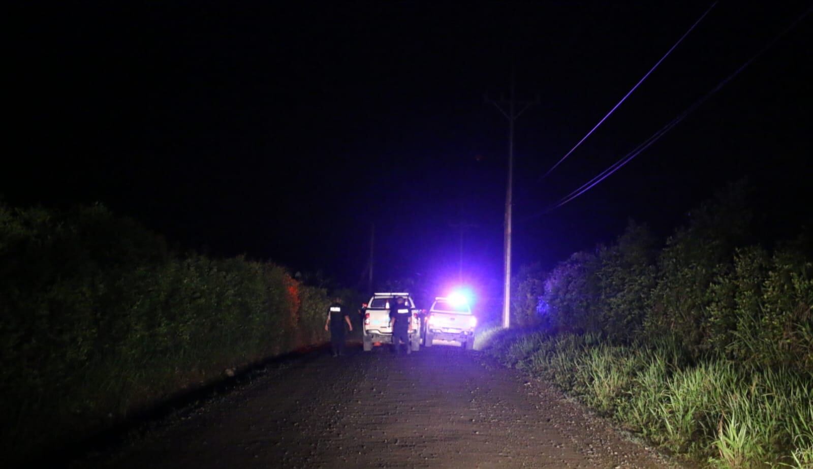 Un grupo de ocho sujetos armados asaltan finca piñera en Sarapiquí. Foto Reyner Montero.