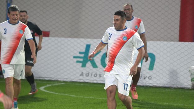 El exmundialista Carlos Hernández será uno de los protagonistas del programa "Todos somos DT". Albert Marín.