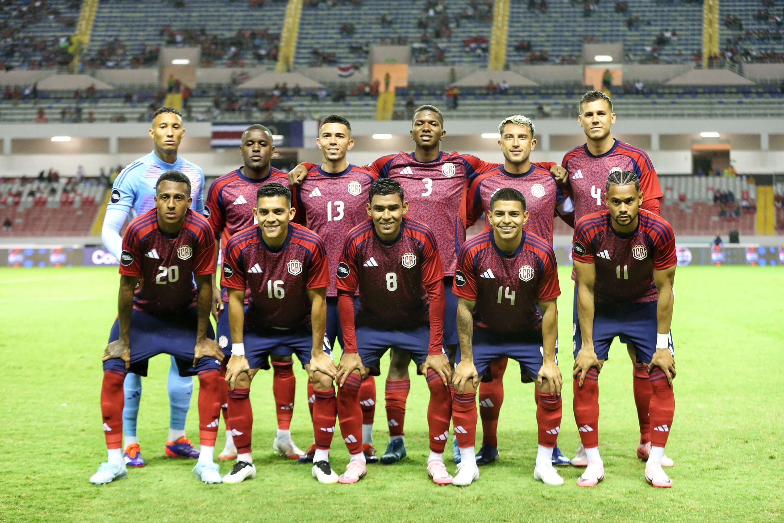 05/09/2024/ Juego entre la selección nacional de Costa Rica vs Guadalupe por la Nations League 2024 de CONCACAF en el estadio Nacional / Foto John Durán