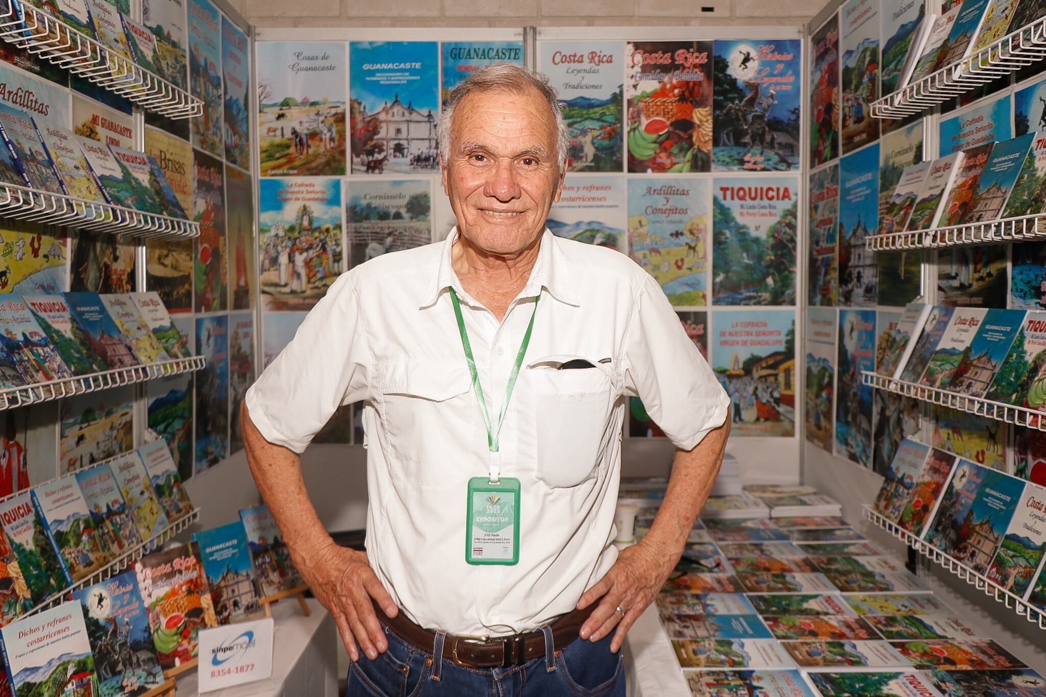 Carlos Arauz estará todos los días de la Feria del Libro (Foto: Lilly Arce)