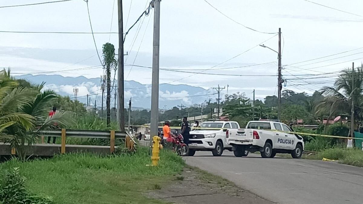 Un hombre fue asesinado en las primeras horas del amanecer de este domingo 22 de junio, en Envaco, Limón. Foto: Cortesía para La Teja
