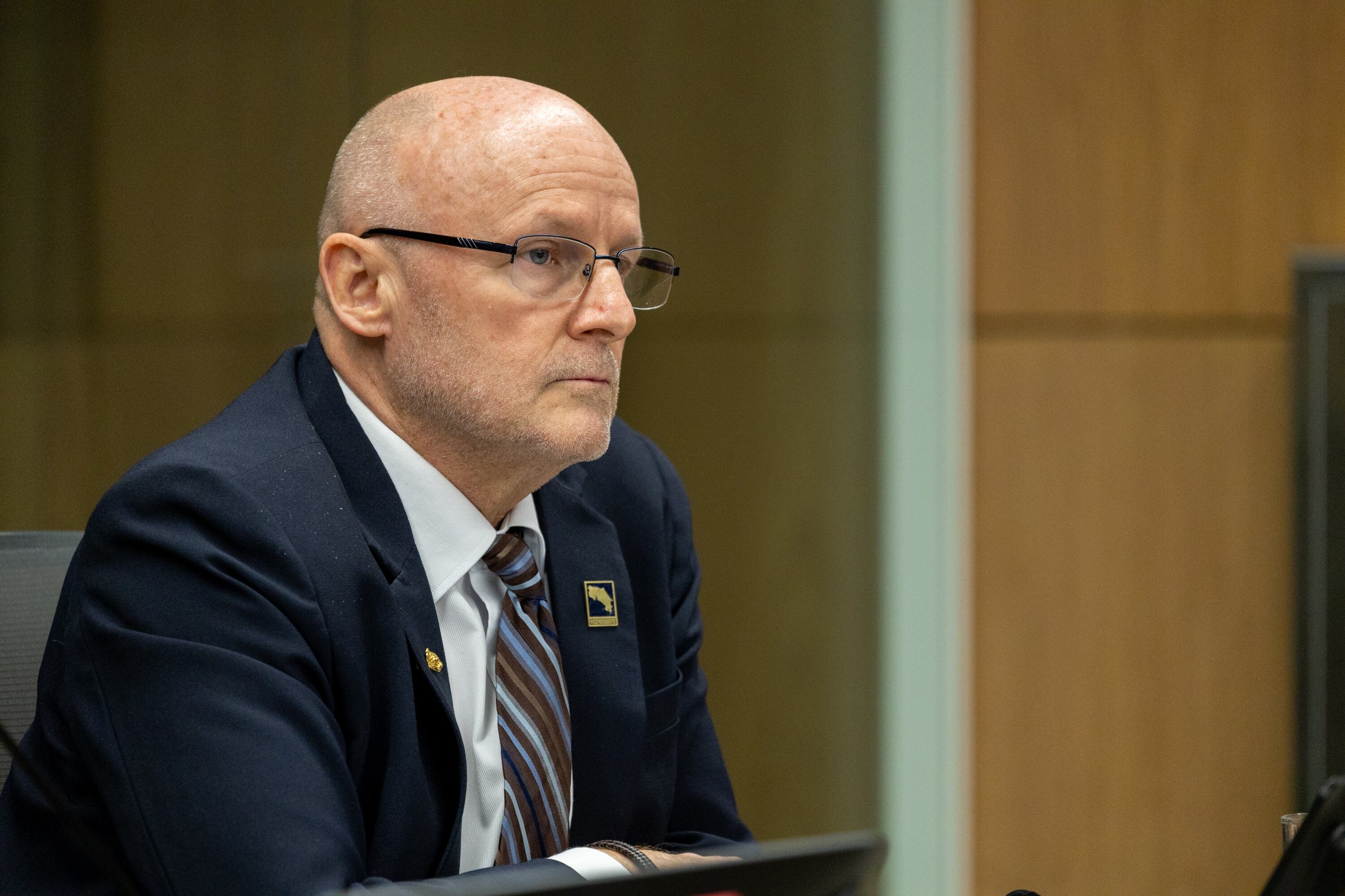 28/11/2024, San José, Asamblea Legislativa, comparecencia en la comisión de control de gasto público de Mónica Araya y Stephan Brunner.